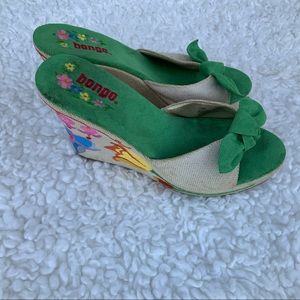 2000’s Bongo Wedge heals Green floral super cute y2k fairy size 10